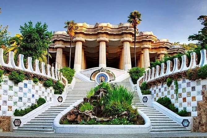 Sagrada Familia & Park Güell Optional: Small Group Tour - Who will enjoy this most?