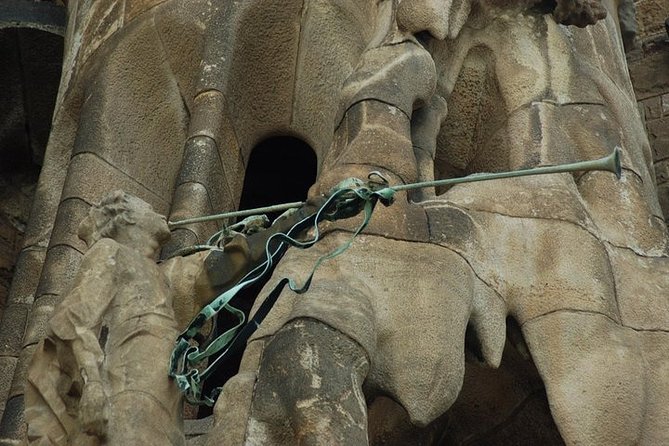 Sagrada Familia Private Tour with Expert Guide - Seeing Gaudí’s interior at an easier pace