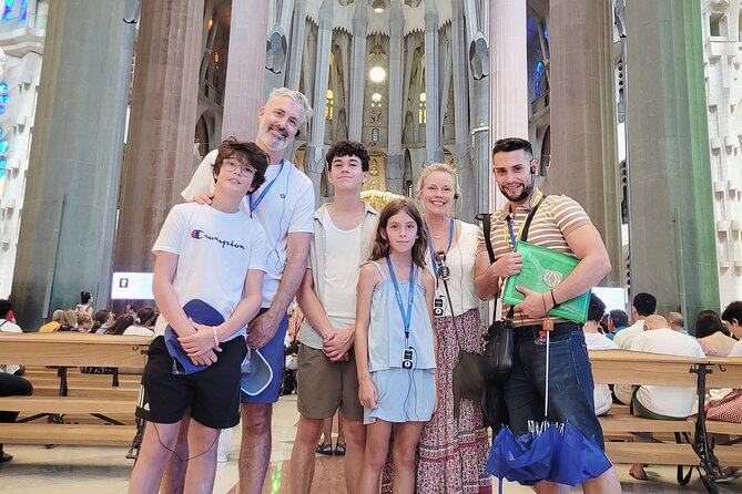 Sagrada Familia: Small Group Tour, hotel pick-up with Fast-Track - Timing, meeting points, and cancellation rules