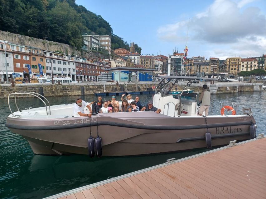 San Sebastian: 2 Bays Evening or Sunset Boat Tour with Cava - Ulia’s cliffs and the approach to Pasaia