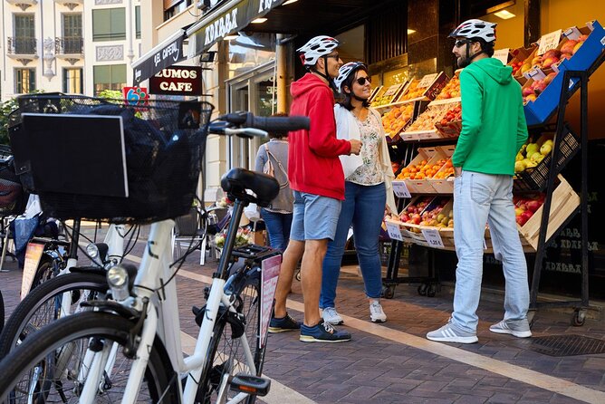 San Sebastian E-bike trour: Basque History and Cultural. - La Concha, local legends, and the best city views