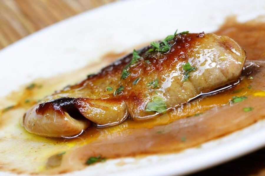 San Sebastian Food Tour: Pintxo Tasting Paired with Wines - Meeting at the tourism office