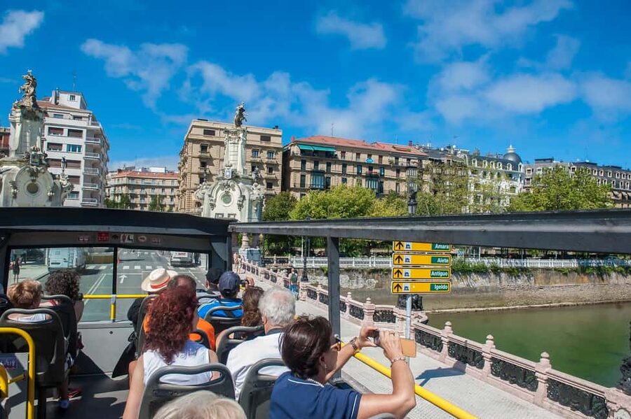 San Sebastian: Hop-On Hop-Off City Tour Bus - How much value do you get for $18?