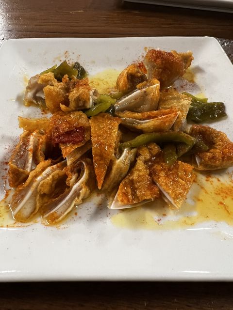 San Sebastian: Market, Pintxos and Wine Tasting Tour - Rain, timing, and practical limits
