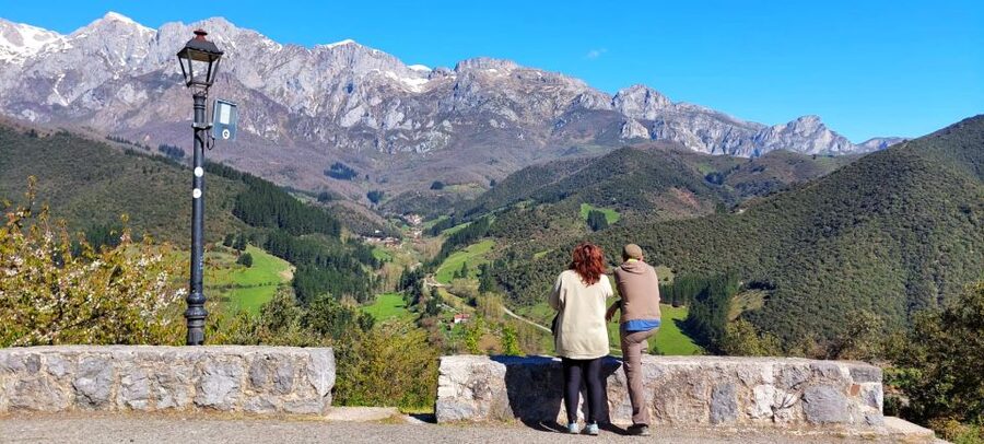 Santander: Picos, Santo Toribio Monastery and Potes Day Tour - Horseback Riding in the Picos