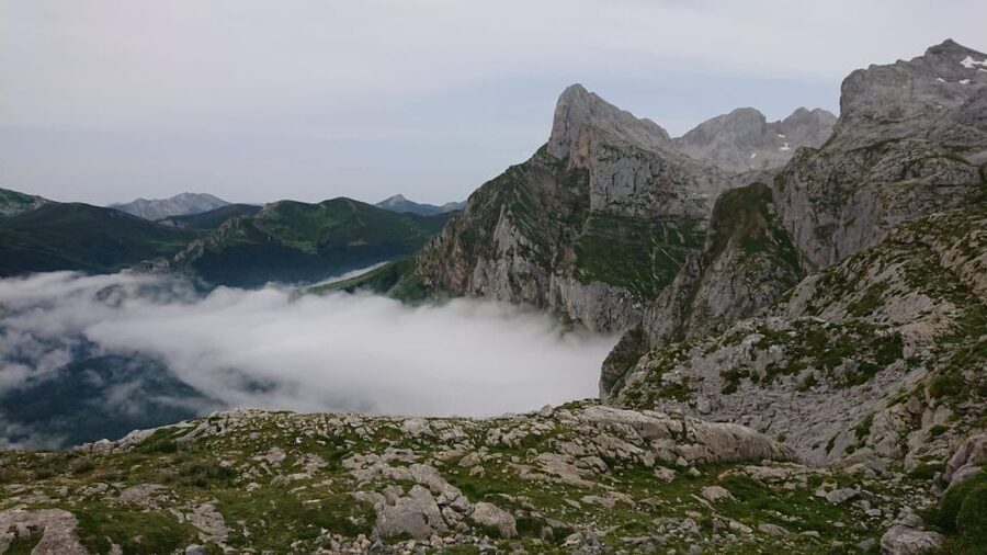 Santander: Picos, Santo Toribio Monastery and Potes Day Tour - Santo Toribio and the Lignum Crucis