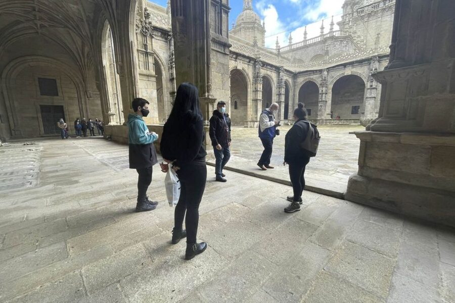 Santiago: Cathedral & Museum Tour + Pórtico of Glory Option - The Cathedral Museum and the story behind the building