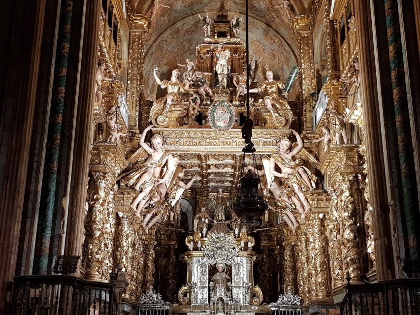 Santiago: Cathedral & Museum Tour + Pórtico of Glory Option - Adding the Pórtico de la Gloria