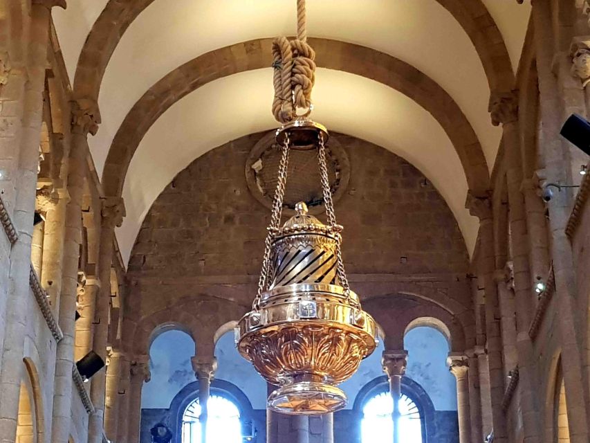 Santiago Complete Tour: City, Portico and Cathedral Tickets - Key points at a glance