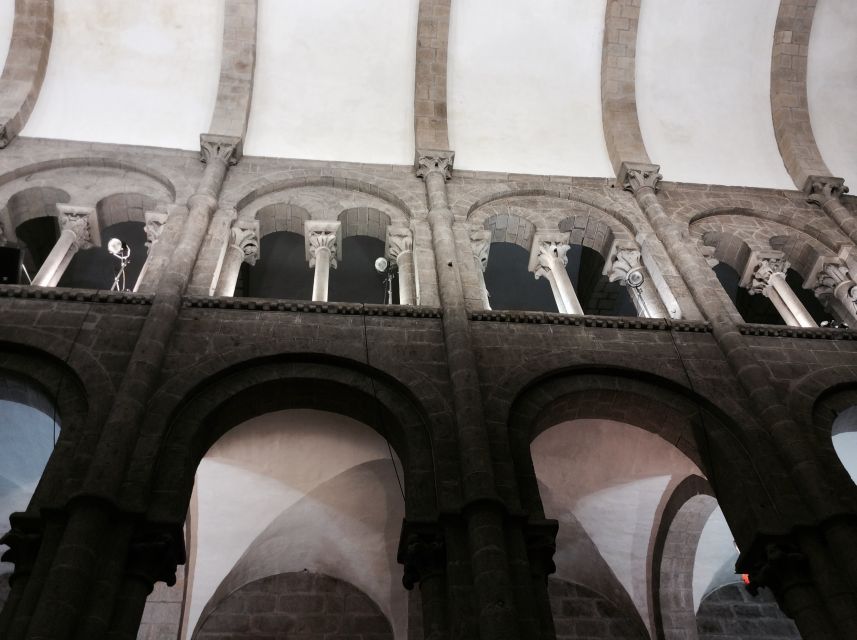 Santiago de Compostela Cathedral and Museum Guided Tour - Price, access, and practical limits
