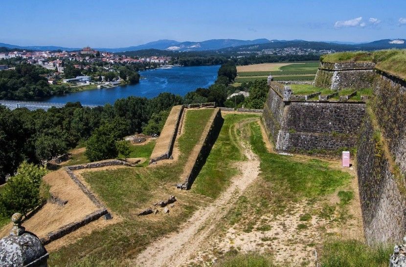 Santiago de Compostela Full-Day Tour From Porto - Key points at a glance