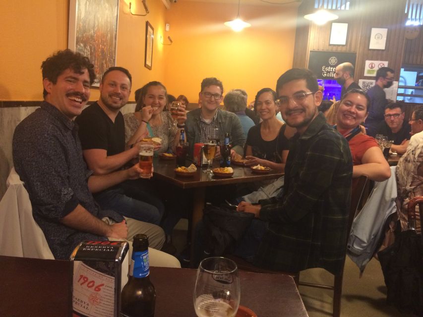Santiago: Guided Foodie Tour with Drinks, Tapas & Live Music - What makes the food distinctly Galician
