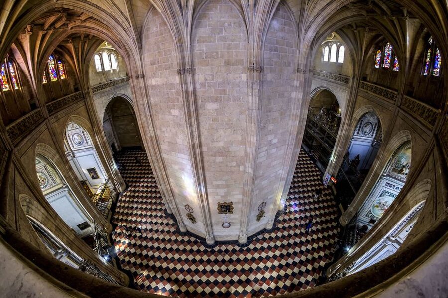 Segovia Cathedral Entrance Ticket - Who should choose this cathedral visit?