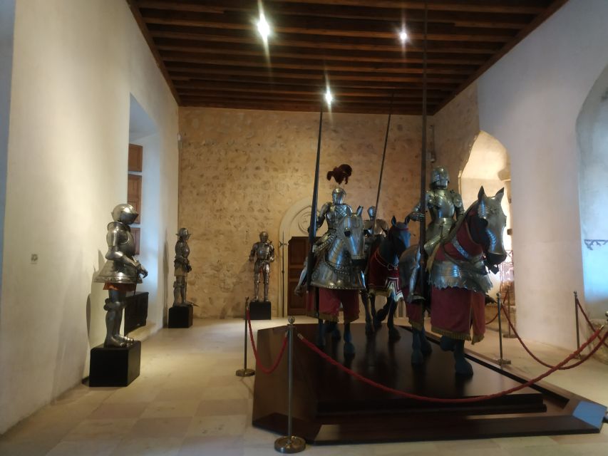 Segovia: Guided Walking Tour with Cathedral & Alcázar Entry - Is $32 a good price?