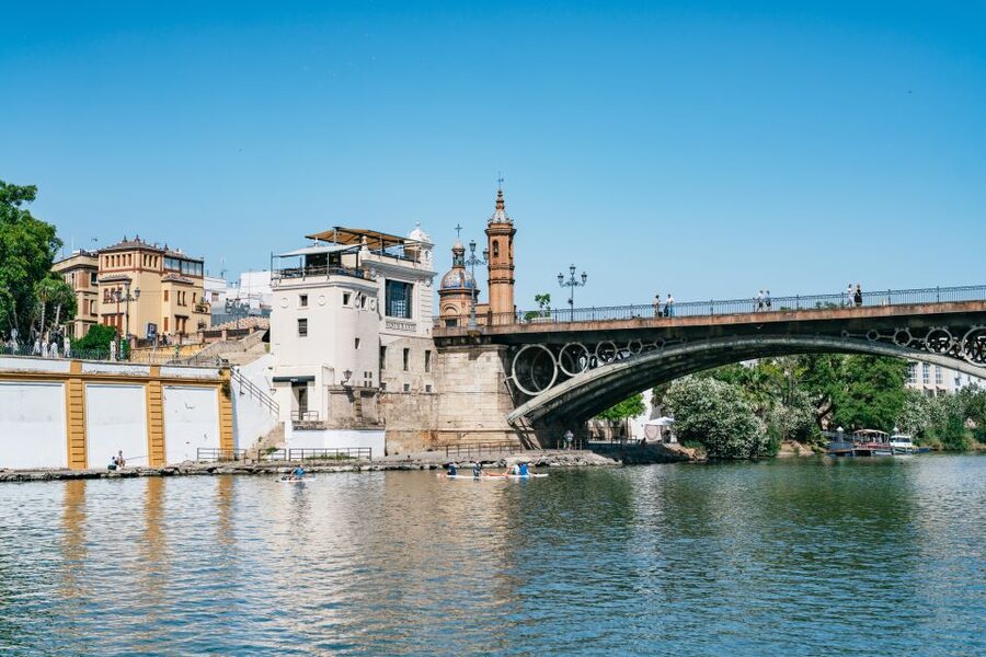Seville: 1-Hour Guadalquivir River Sightseeing Eco Cruise - Why the electric boat matters