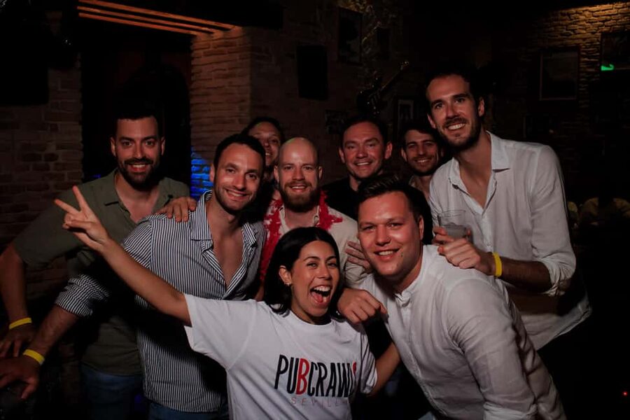 Seville: 3 Bars Pub Crawl + VIP Club Entrance & 3 Free Shots - Timing, walking, and what to wear