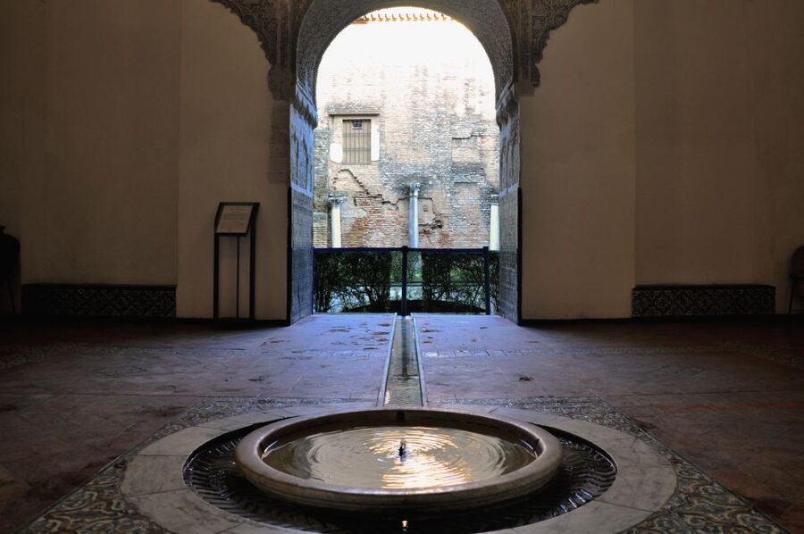 Seville: Alcazar & Cathedral Skip-the-Line Guided Tour - Why this pairing works so well in Seville