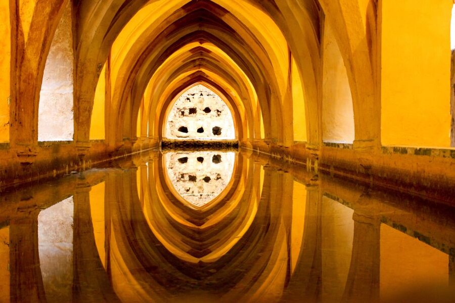 Seville: Alcazar Skip-the-Line Guided Tour with Tickets - Small practical tips for a smoother visit