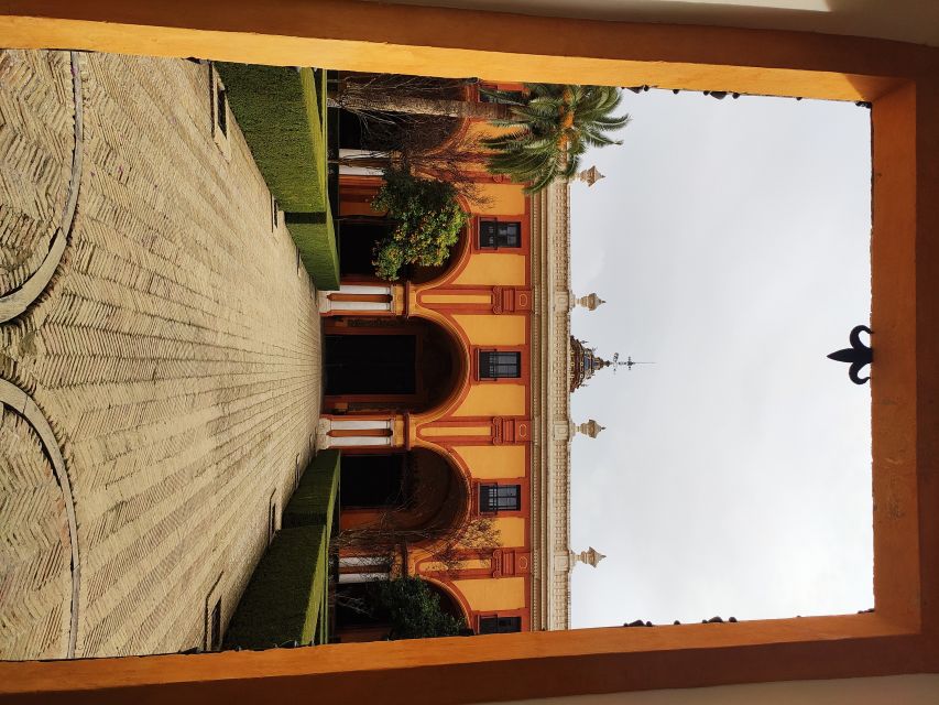 Seville: Alcázar Tour with Tickets Included - Why the Alcázar deserves your time