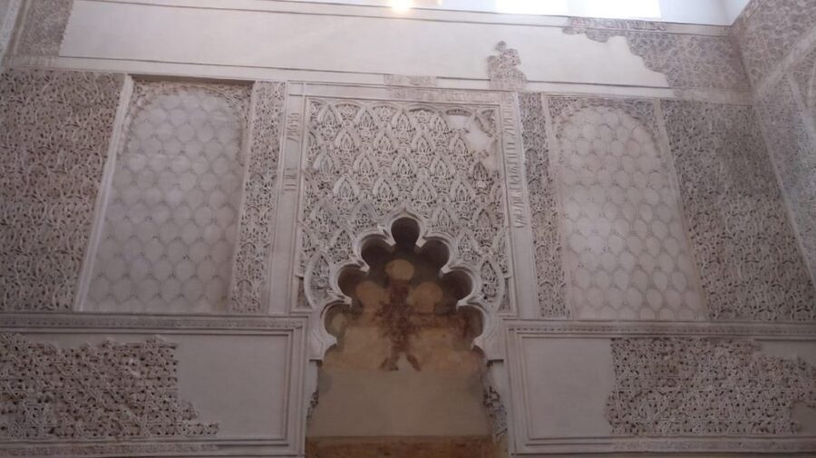 Seville: Alcázar Tour with Tickets Included - The Patio de las Doncellas and Mudéjar detail