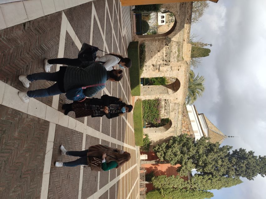 Seville: Alcázar Tour with Tickets Included - Patio del Crucero and the underground baths