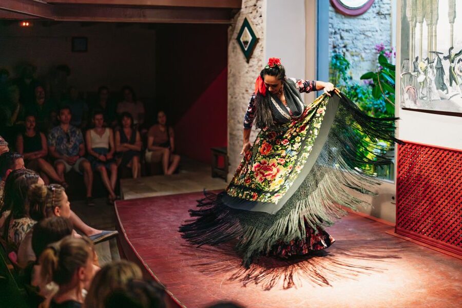 Seville: Casa de la Memoria Flamenco Show - Why flamenco works so well in Seville
