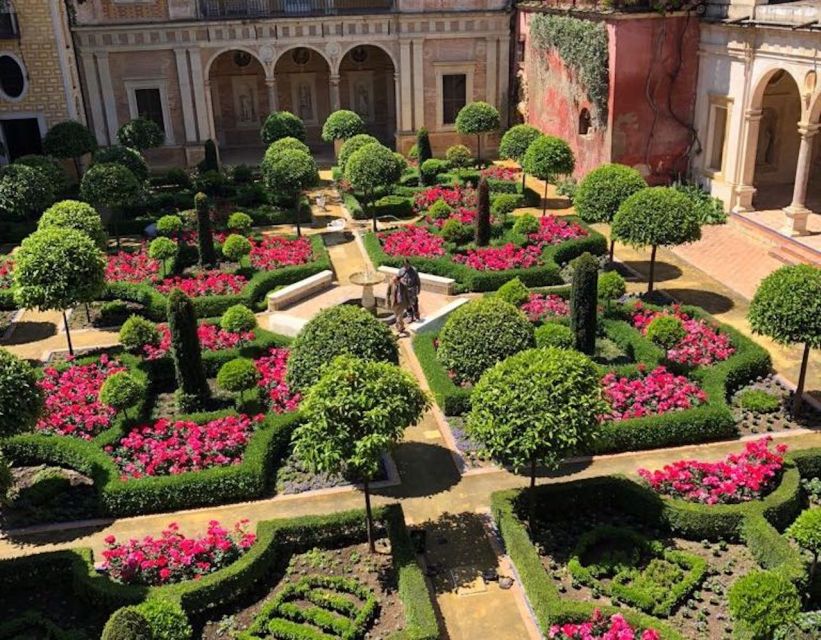 Seville: Casa de Pilatos Ground Floor Entry Ticket - Gardens that slow the visit down