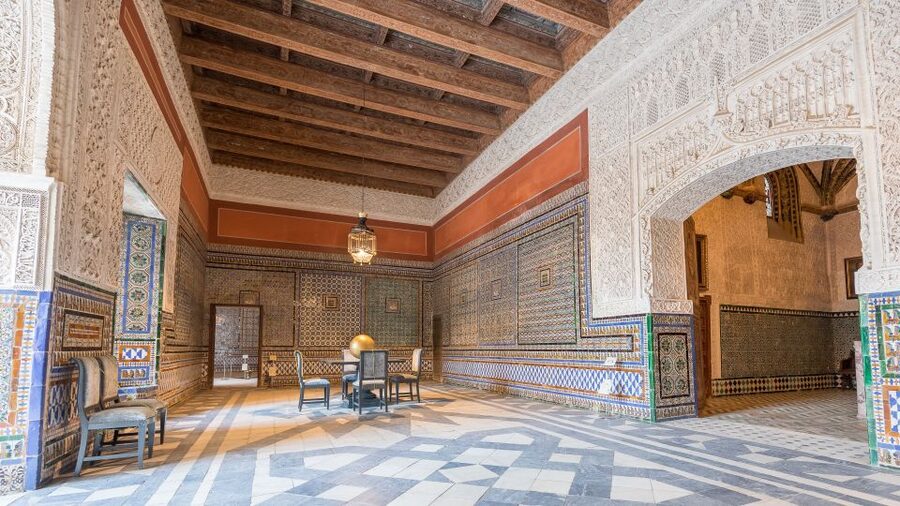 Seville: Casa de Pilatos Ground Floor Entry Ticket - Tilework that rewards a slow pace