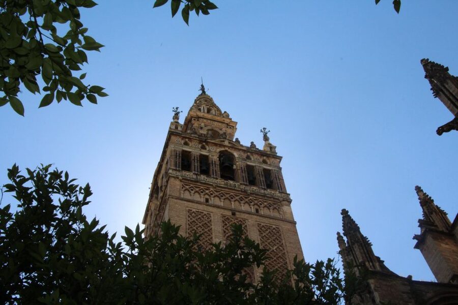 Seville: Cathedral and Giralda Skip-the-line Guided Tour - Who will get the most from this tour