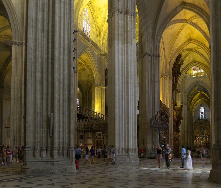 Seville Cathedral and Giralda Tower Guided Tour and Tickets - Timing, pace, and group experience