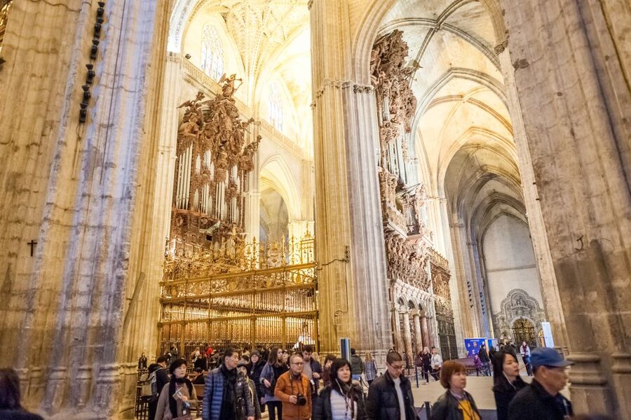 Seville: Cathedral Guided Tour with Priority Access - Giralda Tower: a memorable finish with one physical challenge