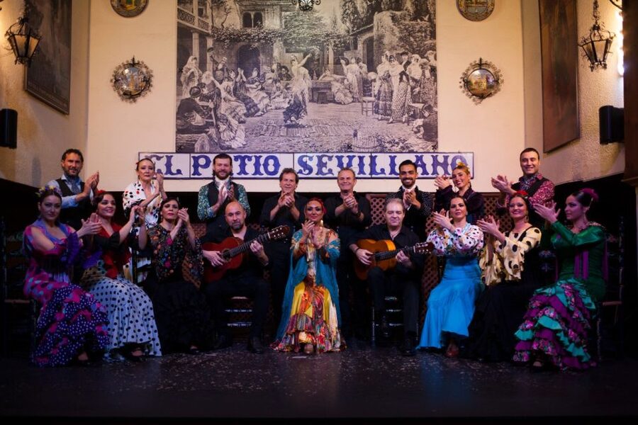 Seville: El Patio Sevillano Flamenco Show Ticket & Dinner - Why El Patio Sevillano works as a first flamenco night