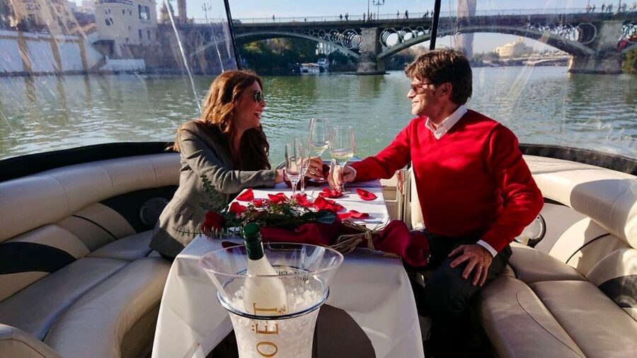 Seville: Exclusive River Boat Tour with Tapas - Finding the jetty near Triana Bridge