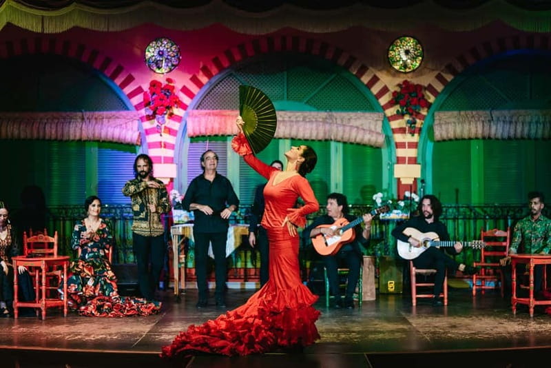 Seville: Flamenco at El Palacio Andaluz with Optional Dinner - The 21:30 Show and Free Return Bus
