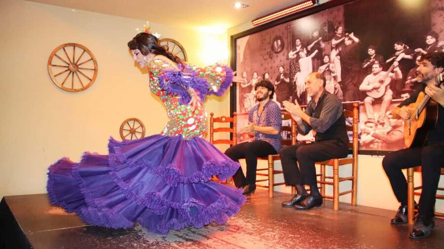 Seville: Flamenco Show at Tablao La Cantaora - Should you book Tablao La Cantaora?