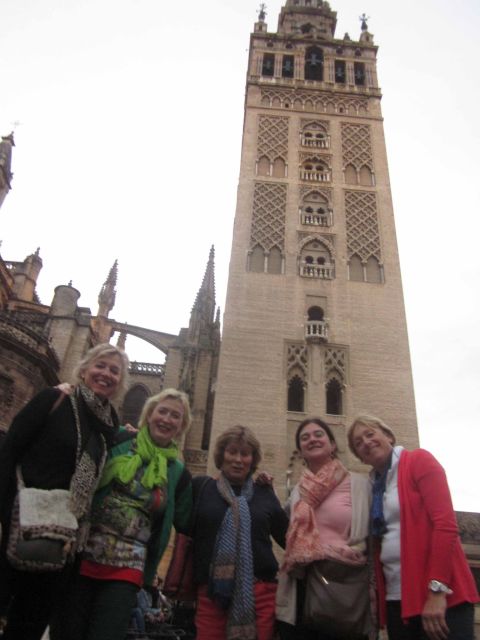 Seville: Highlights City Bike Tour - The cathedral and Alcázar: a panoramic first look