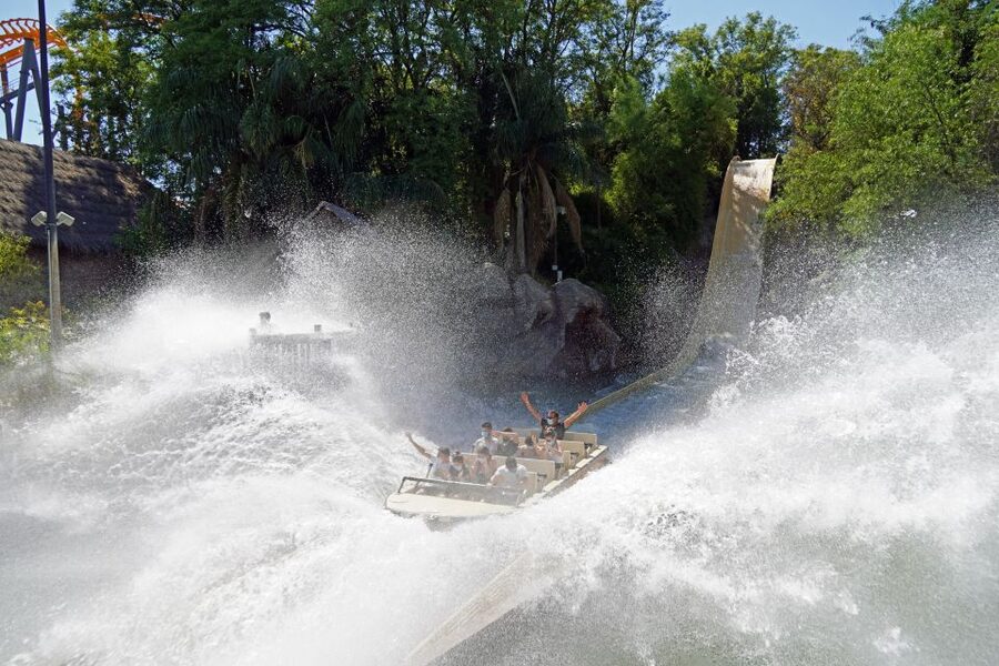 Seville: Isla Mágica with Optional Agua Mágica Park Tickets - How to organize an eight-hour visit