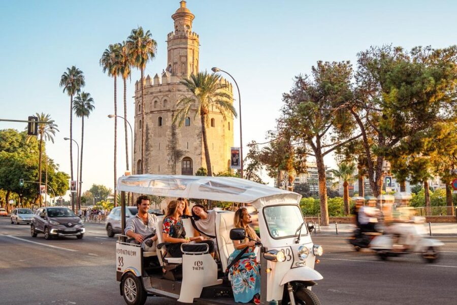 Seville: Private City Tour by Eco Tuk Tuk - What the one-hour and two-hour versions really mean