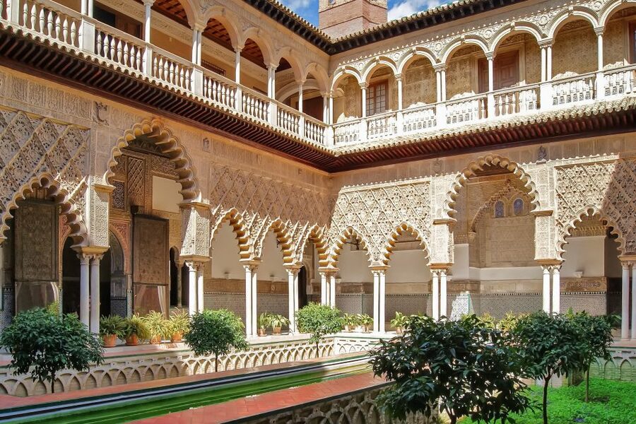 Seville: Royal Alcázar Entry Ticket - Entering Seville’s Royal Alcázar at Puerta del León