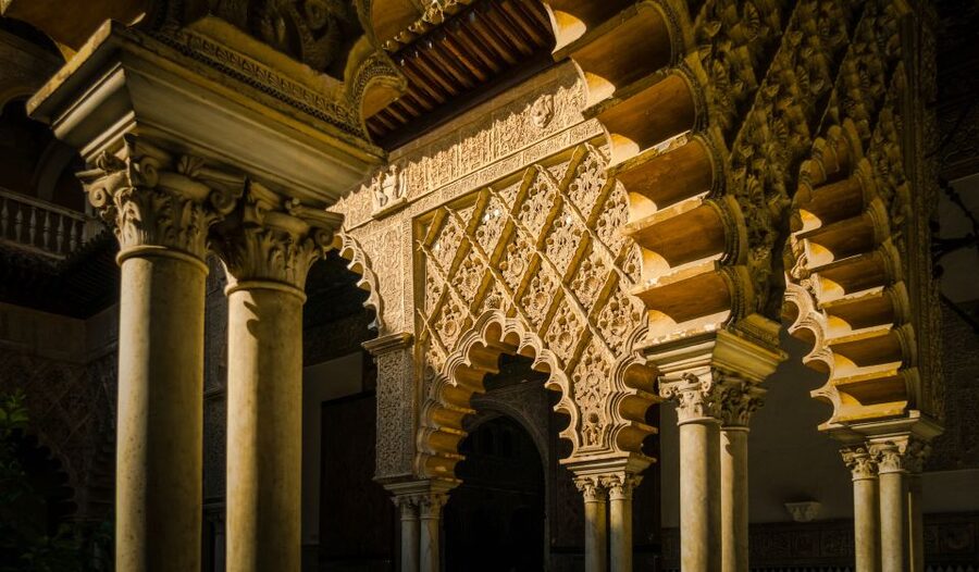 Seville: Royal Alcázar Skip-the-Line Tour by Local Experts - Practical details that affect your visit