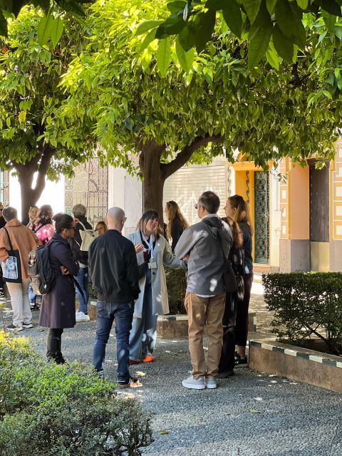 Seville: Small Group Jewish Quarter Tour with Tapas & Drinks - What $59 buys you in Seville