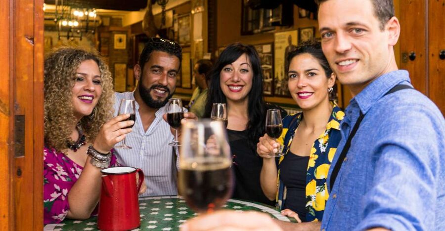 Seville: Tapas Crawl - First stop: wine and tapas for 35 minutes