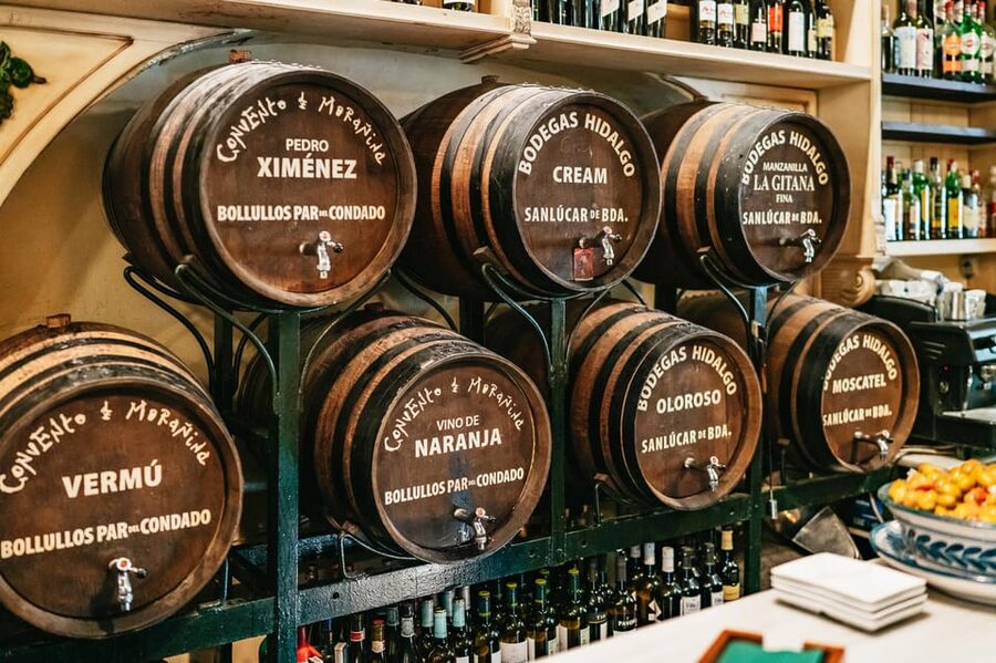 Seville: Tapas, Taverns and History Guided Walking Tour - Bodeguita Antonio Romero Arfe turns tastings into dinner