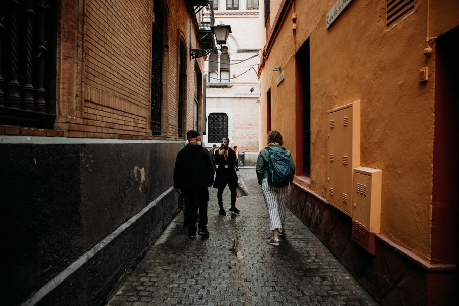 Seville: Tapas, Taverns, and History Walking Tour - The 1942 bar where artists and politicians meet
