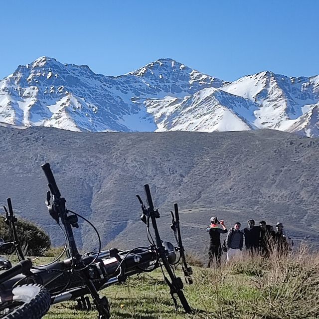 Sierra Nevada Small Group E-Bike Tour - Snacks, photos, and the practical extras