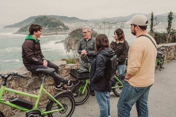 Small-Group Electric Bike Tour in San Sebastián - El Antiguo, Ibaeta, and the university district