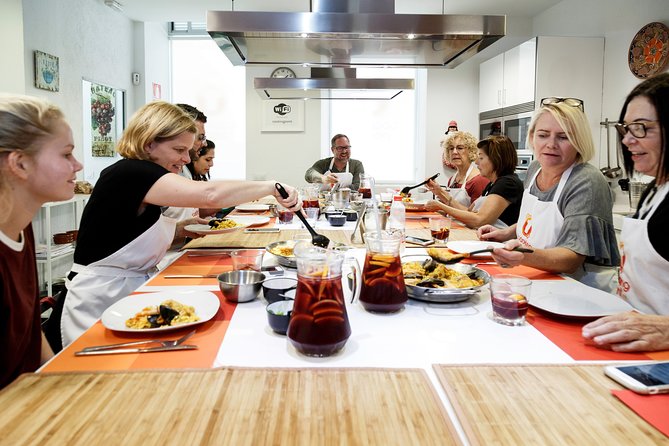 Spanish Cooking Class Paella Tapas and Sangria in Madrid - How hands-on is the cooking?