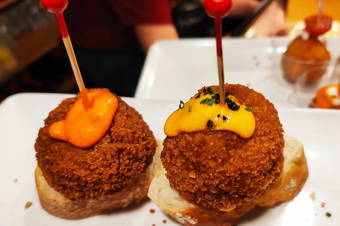 Spanish Wine and Tapas Tour in a Local Neighborhood in Barcelona - The guides make or break the evening