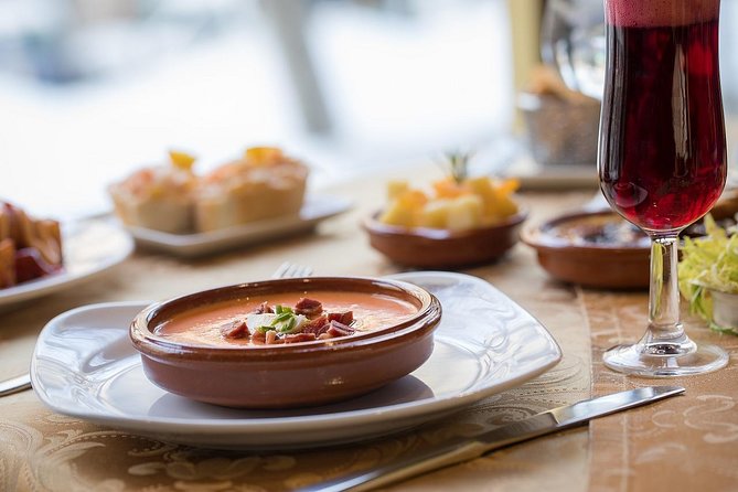 Tablao Flamenco Cordobes on Rambla Barcelona with Dinner Option - Getting there on La Rambla