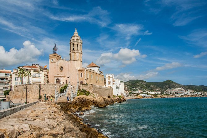 Tarragona and Sitges Tour with Small Group and Hotel Pick Up - Tarragona’s old town connects Roman and medieval life